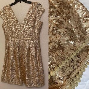C. Luce Gold champagne all over Sequins formal Dress v neck cap sleeve NYE L